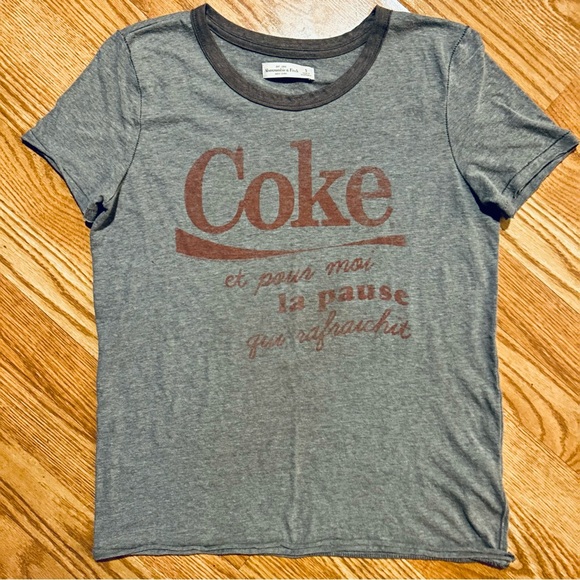 Abercrombie & Fitch Gray Ringer T-Shirt With COKE Graphic Size Small - Picture 4 of 7